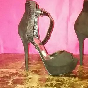 Black open toe heels